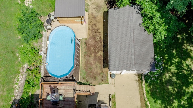 15 21st St, Newport, KY 41071 - view of subject property with a pool