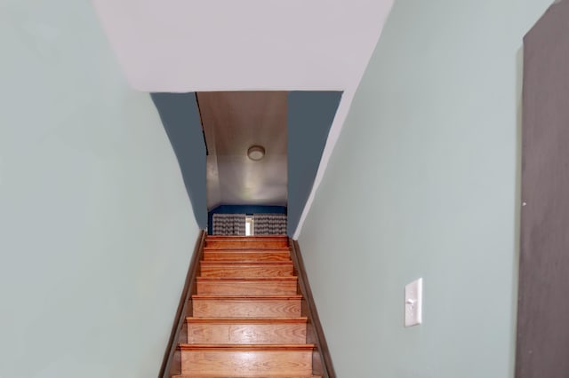 15 21st St, Newport, KY 41071 - stairs featuring baseboards