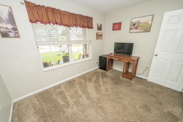 1155 Breckenridge Ln, Hebron, KY 41048 - carpeted office featuring baseboards