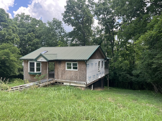 483 Elk Rd, Owenton, KY 40359 - view of front facade featuring a metal roof