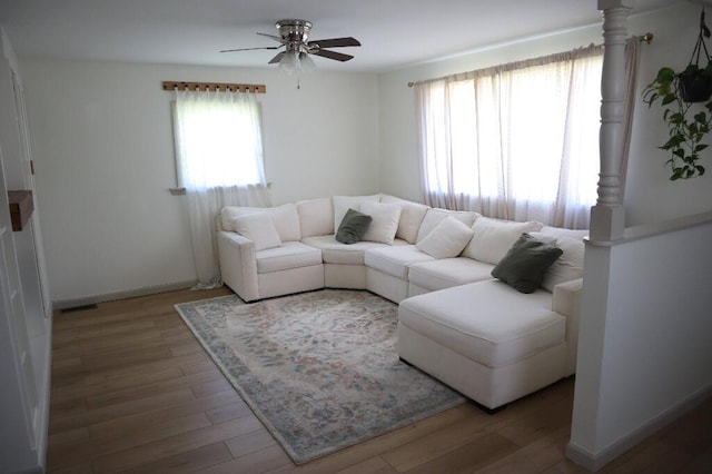 713 Ferncliffe Ave, Crescent Springs, KY 41017 - living room with ceiling fan and wood finished floors