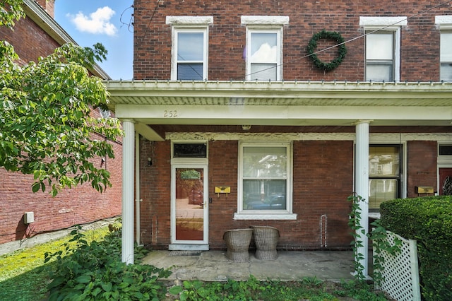 252 Park St, Ludlow, KY 41016 - photo 2