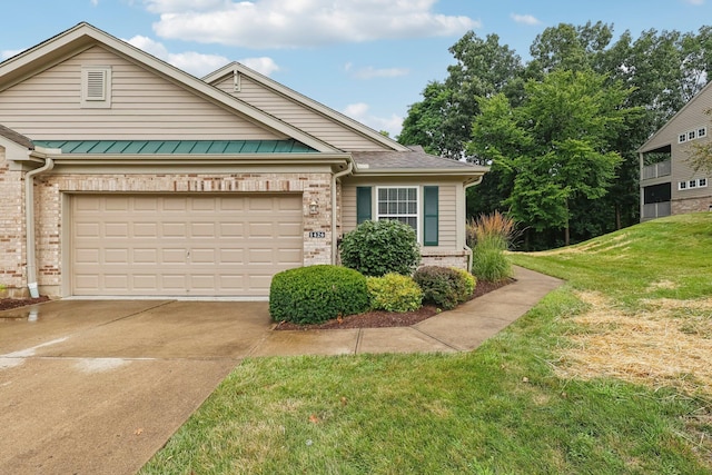 1426 Taramore Dr, Florence, KY 41042 - photo 1