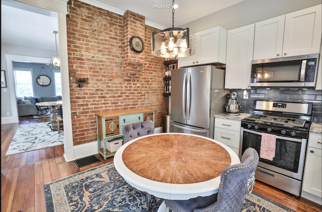 909 York St, Newport, KY 41071 - photo 1