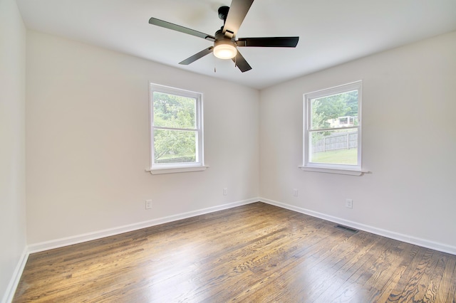 797 Highland Ave, Fort Wright, KY 41011 - empty room with hardwood / wood-style flooring and a ceiling fan