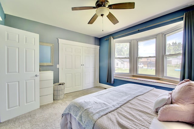 29 Crowell Ave, Fort Thomas, KY 41075 - carpeted bedroom with a closet and ceiling fan