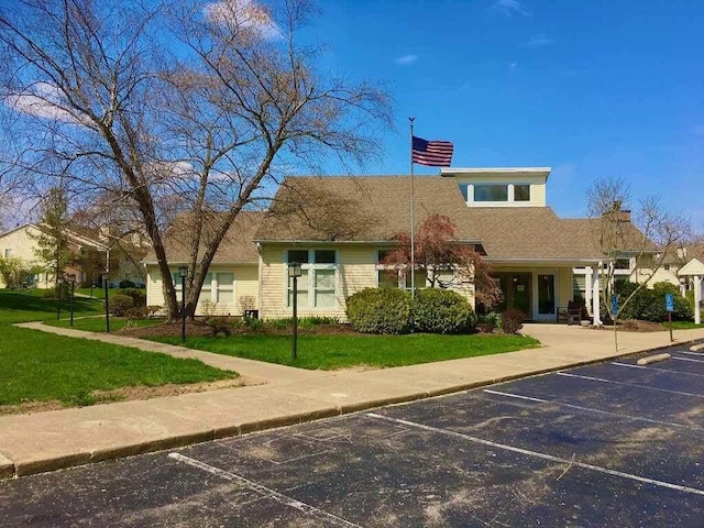 37 Rio Grande Cir Unit 5, Florence, KY 41042 - view of front of house with a front yard and uncovered parking