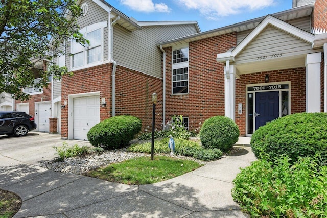 7015 Glen Kerry Ct Unit 8, Florence, KY 41042 - photo 2