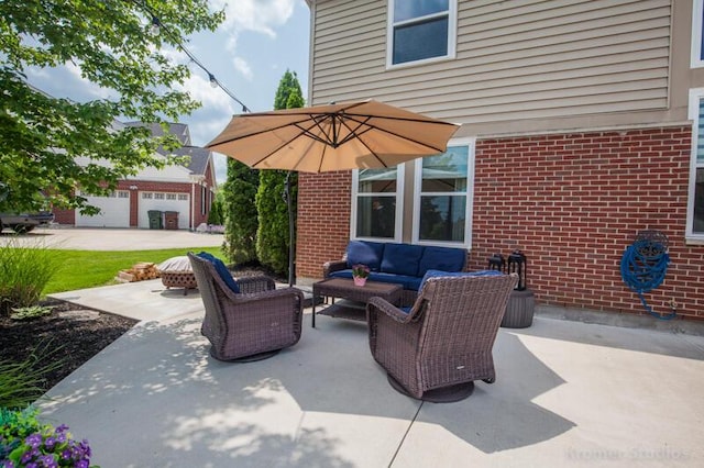 800 Buck Ct, Erlanger, KY 41018 - view of patio with an outdoor living space and an outdoor structure
