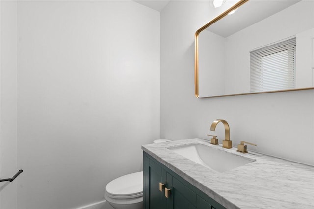 695 Maple Tree Ln, Erlanger, KY 41018 - bathroom with vanity and toilet