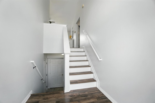 1625 Hogan Ln, Florence, KY 41042 - staircase featuring wood finished floors
