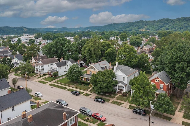 3141 Beech Ave, Covington, KY 41015 - aerial view of residential area featuring mountains