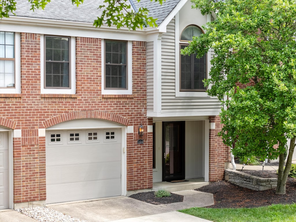 1554 Englewood Pl, Florence, KY 41042 - photo 1