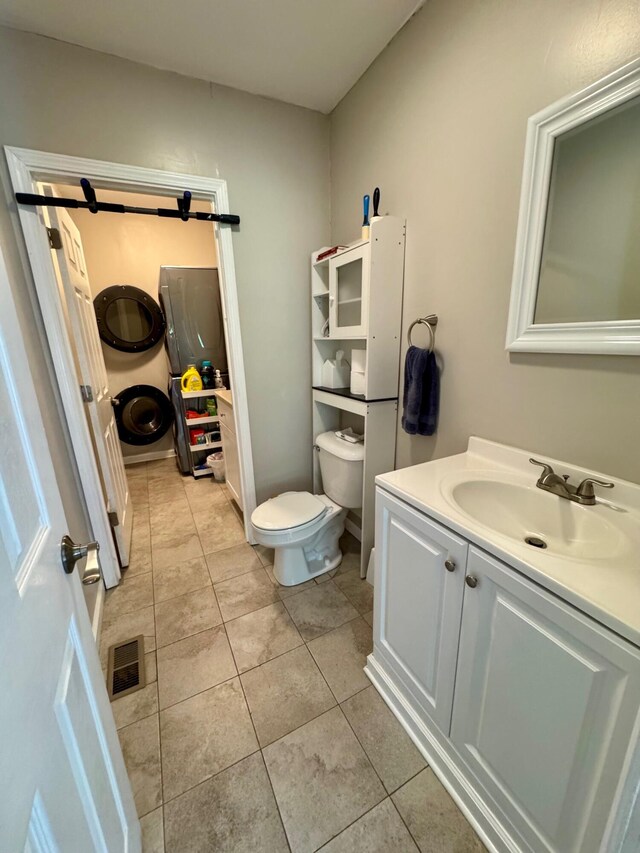 2543 Enid Ave, Crescent Springs, KY 41017 - bathroom featuring vanity and tile patterned floors