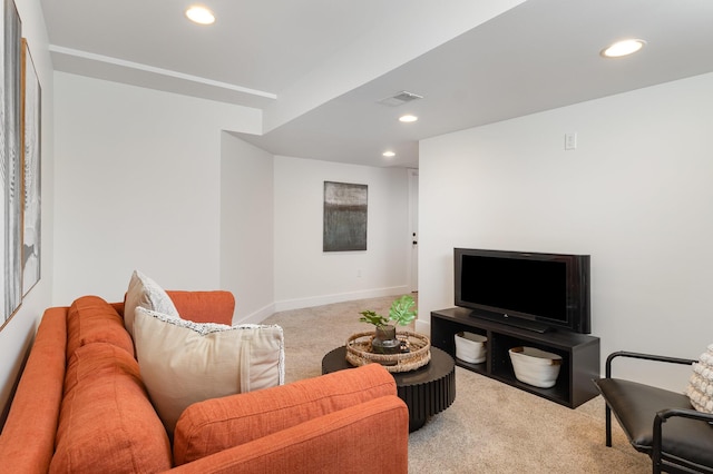 343 Rossford Ave, Fort Thomas, KY 41075 - living room featuring carpet floors and recessed lighting