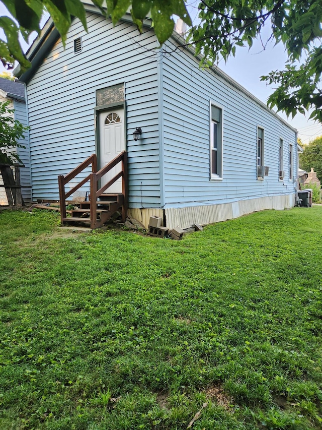 1539 Wheeler Aly, Covington, KY 41014 - exterior space with a lawn and entry steps