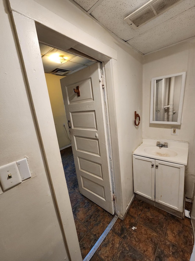 1539 Wheeler Aly, Covington, KY 41014 - bathroom featuring vanity