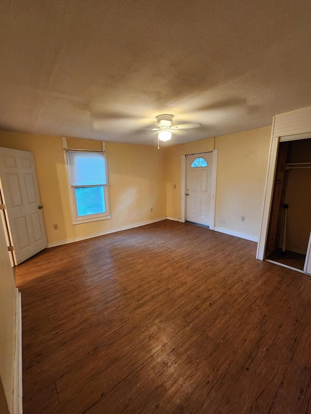 1539 Wheeler Aly, Covington, KY 41014 - unfurnished bedroom featuring hardwood / wood-style flooring, a textured ceiling, and ceiling fan