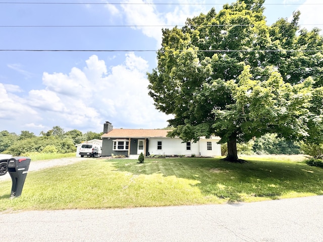 13165 Burns Rd, California, KY 41007 - ranch-style house featuring a chimney, a front lawn, and driveway