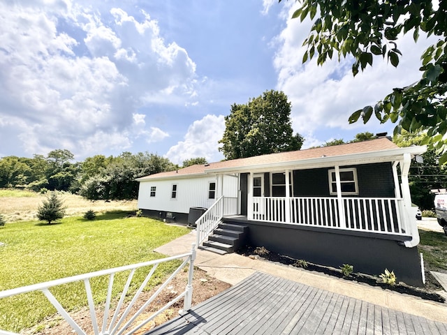 13165 Burns Rd, California, KY 41007 - view of front of home with a front lawn, covered porch, and roof with shingles