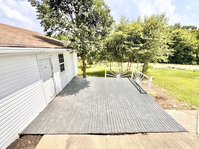 13165 Burns Rd, California, KY 41007 - wooden terrace featuring a lawn