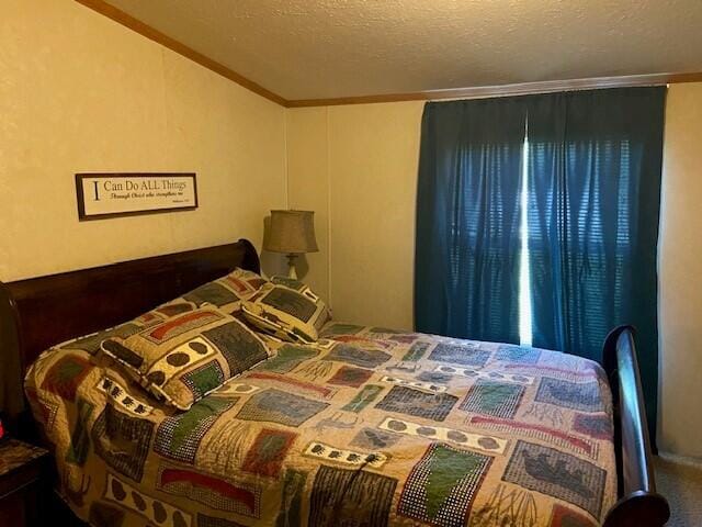 2060 Augusta Minerva Rd, Augusta, KY 41002 - bedroom with ornamental molding, a textured ceiling, and vaulted ceiling