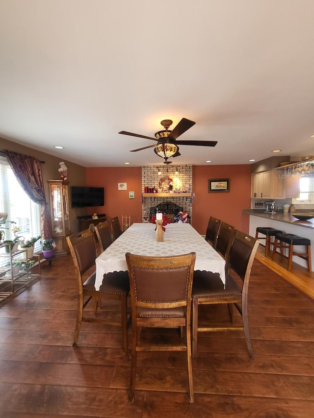 5809 Taylor Mill Rd, Covington, KY 41015 - dining room featuring a ceiling fan, dark wood-style floors, and recessed lighting