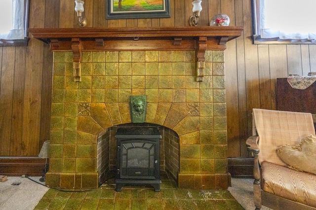 321 6th Ave, Dayton, KY 41074 - detailed view of wood walls and a wood stove