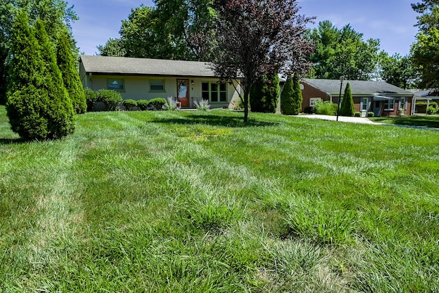2520 Frank St, Villa Hills, KY 41017 - view of front of property with a front yard
