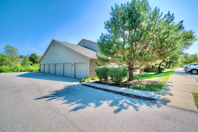 2300 Medlock Ln Unit 206, Burlington, KY 41005 - photo 2
