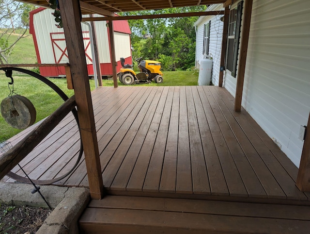 113 Lynn Ln, Falmouth, KY 41040 - deck featuring a yard and an outdoor structure