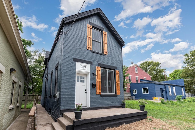 209 Pleasant St, Covington, KY 41011 - photo 25