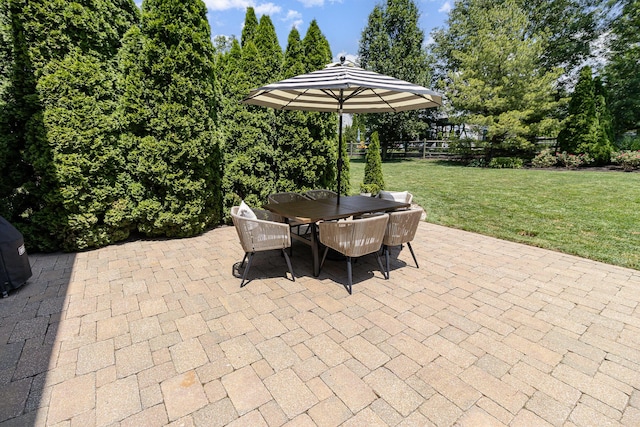 1312 Deer Hollow Ct, Hebron, KY 41048 - view of patio featuring outdoor dining space