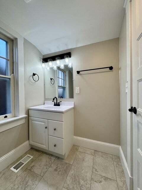 618 E 2nd St, Newport, KY 41071 - photo 37