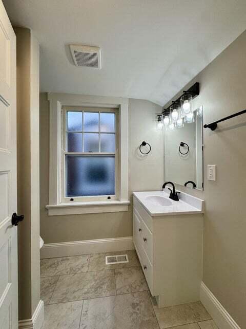 618 E 2nd St, Newport, KY 41071 - photo 38