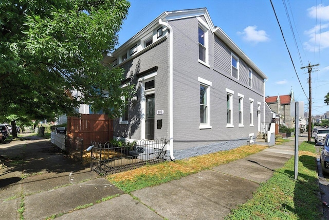 301 Lindsey St, Newport, KY 41071 - photo 2
