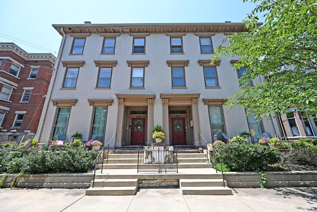517 Greenup St Unit C, Covington, KY 41011 - photo 1