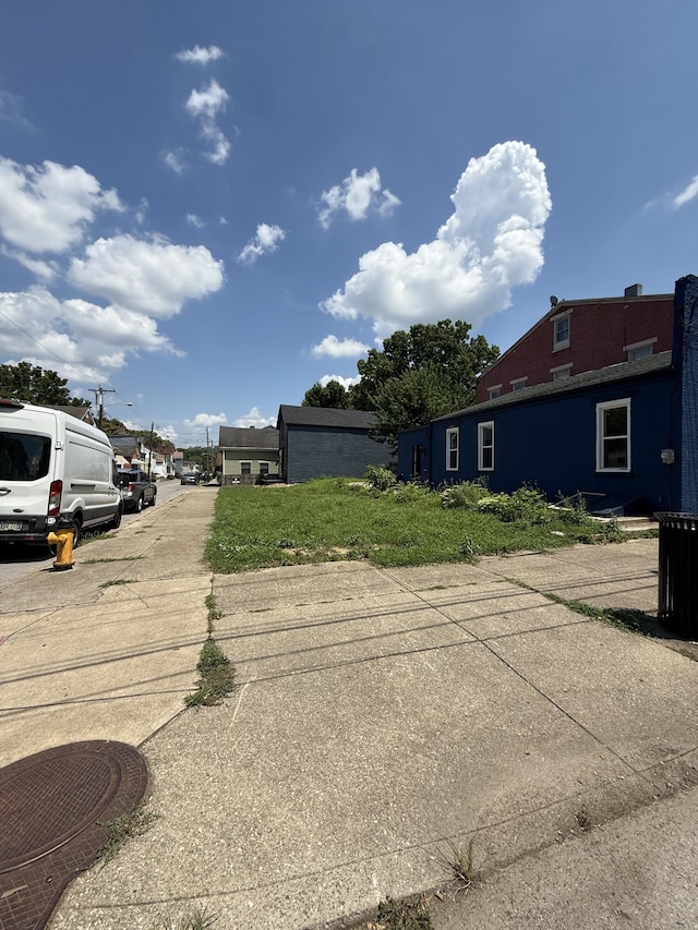 1322 Greenup St, Covington, KY 41011 - photo 1