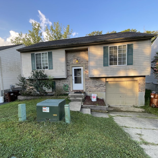 4008 Woodchase Dr, Erlanger, KY 41018 - photo 1