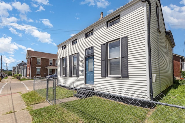 339 W 12th St, Newport, KY 41071 - photo 2