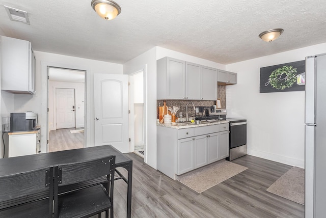 313 W 8th St, Newport, KY 41071 - photo 5
