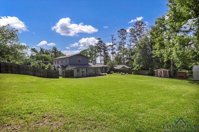 918 S Evenside St, Henderson, TX 75654 - view of yard