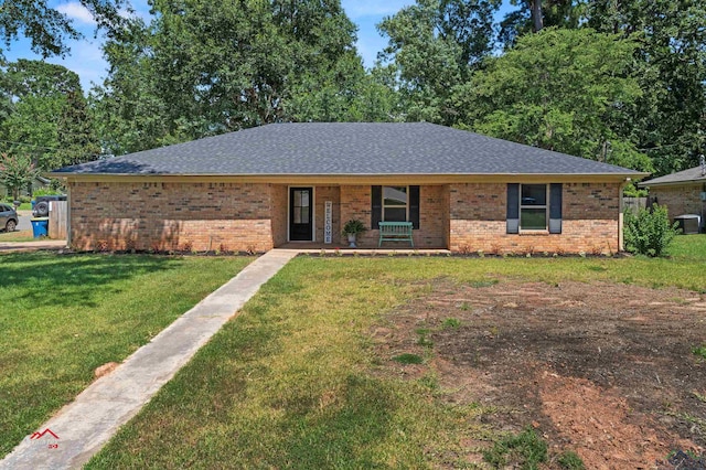 ranch-style home with a front yard