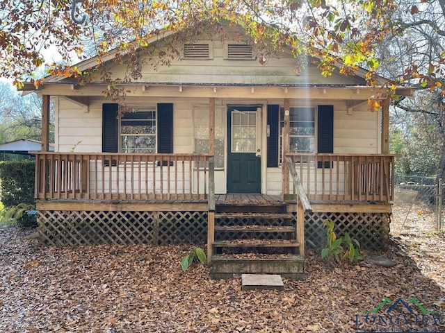 616 W Center St, White Oak, TX 75693 - view of front of property featuring a porch
