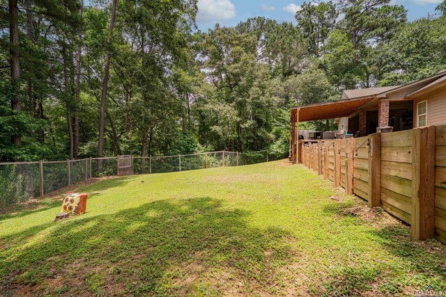 620 Town Oaks Cir, Kilgore, TX 75662 - photo 25