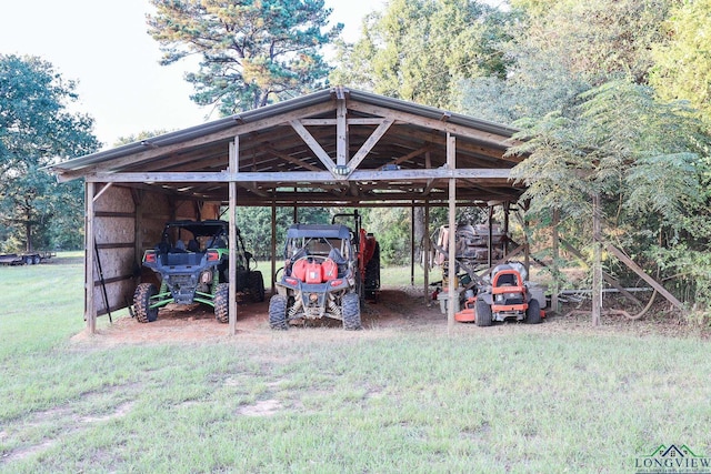 view of yard featuring a carport