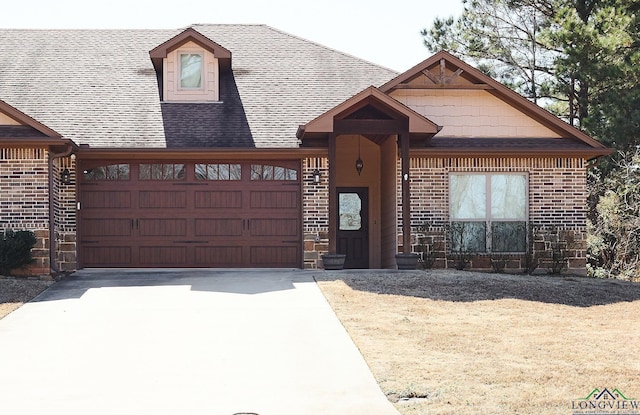 view of front of house with a garage