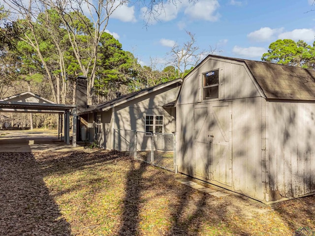 view of side of property