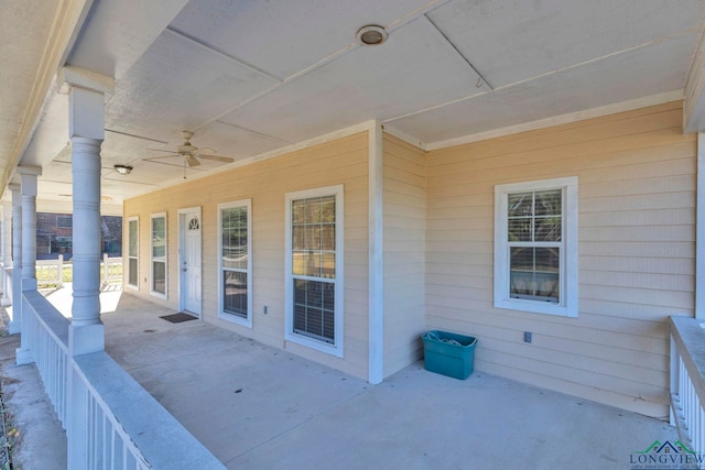 view of patio featuring a ceiling fan