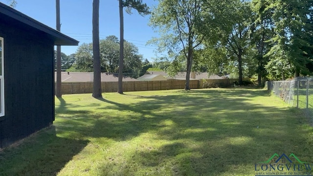 506 Fleetwood Dr, Marshall, TX 75672 - photo 21